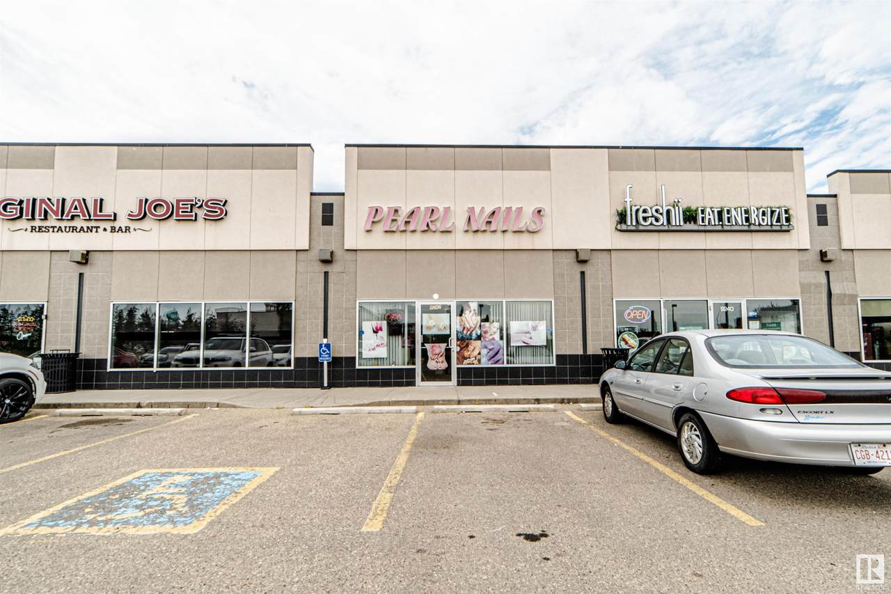 9242 Ellerslie Rd Sw - Photo 1