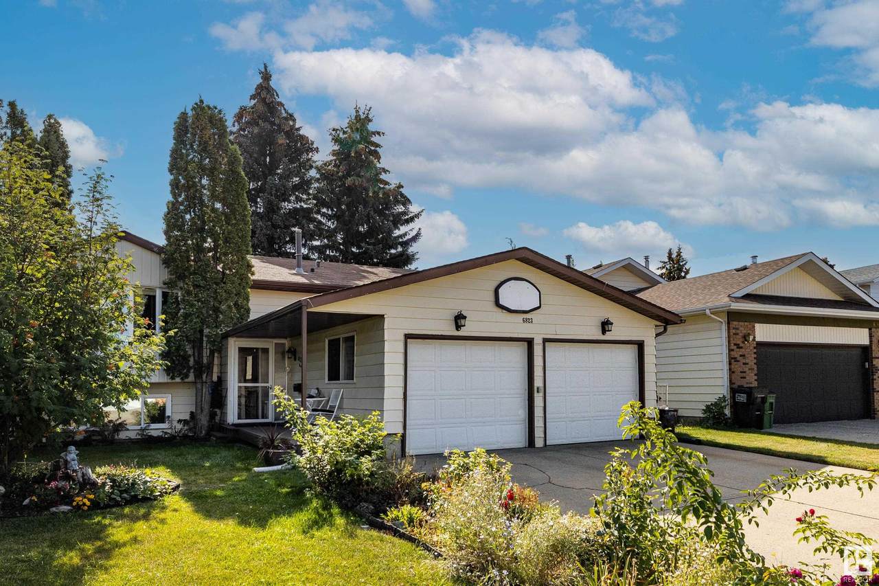 6823 10 Avenue - Photo 1