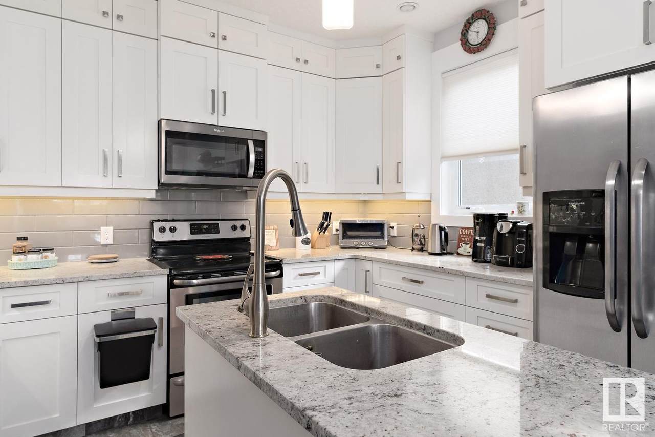 7604 104 Avenue - Photo 1