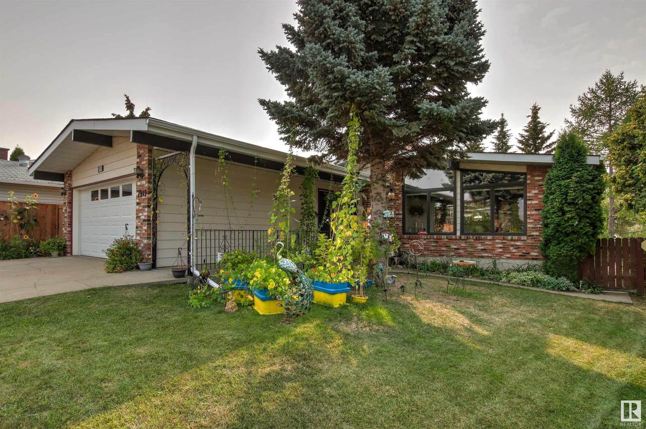 7919 43A Avenue - Photo 1