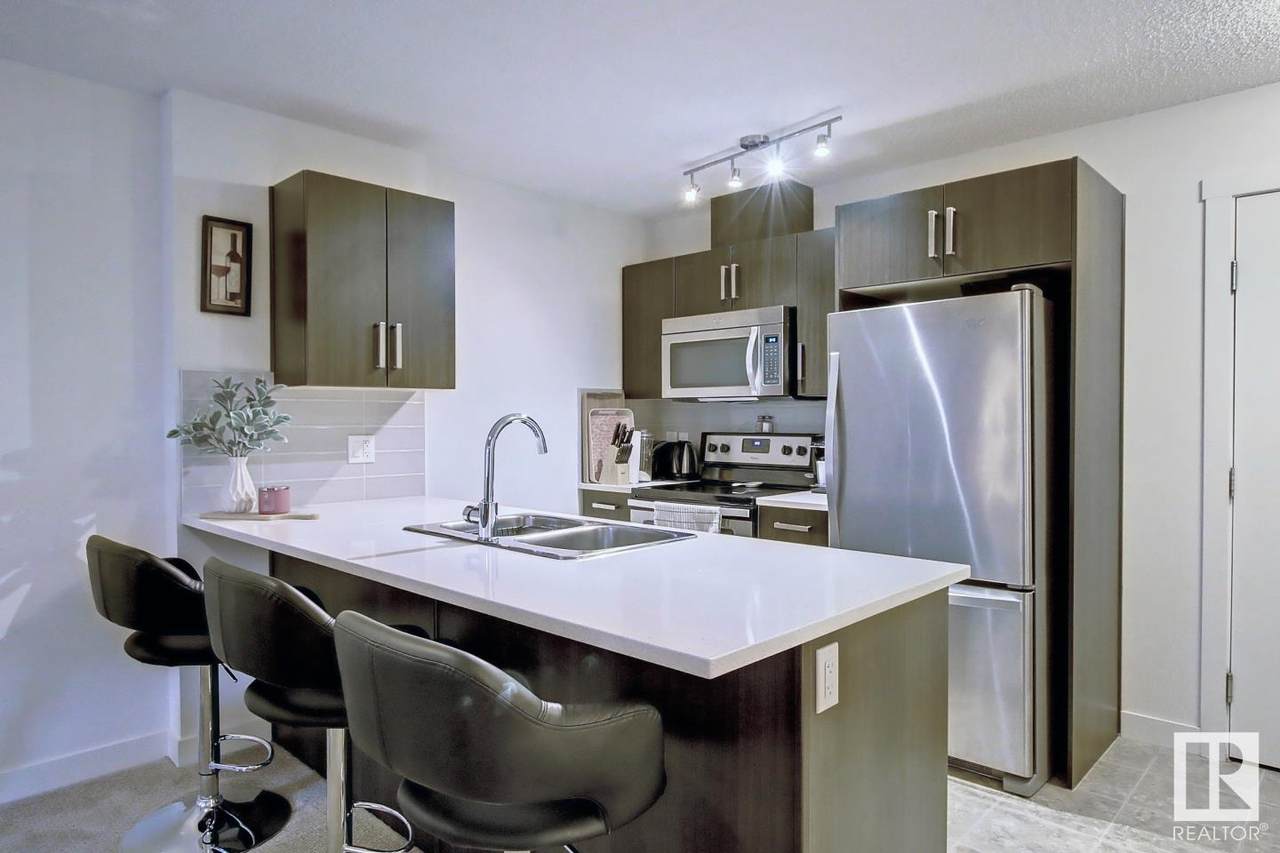 101 667 Watt Boulevard - Photo 1