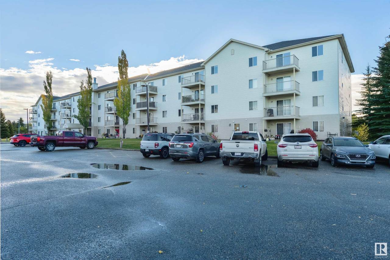 304 4700 43 Avenue - Photo 1