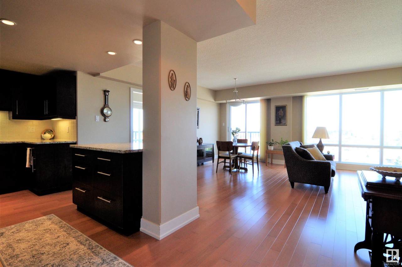 702 6608 28 Avenue - Photo 1