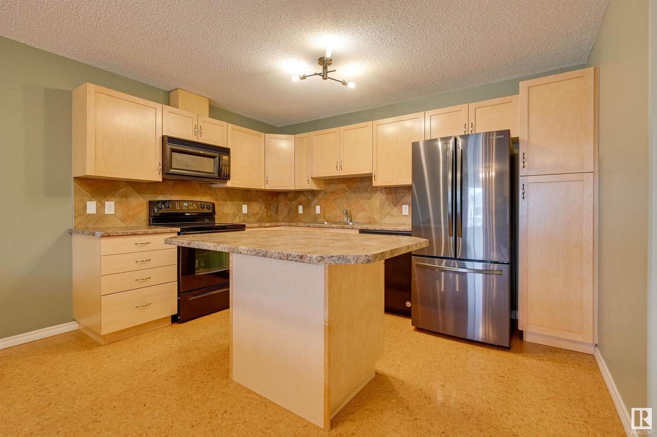 410 16035 132 Street - Photo 1