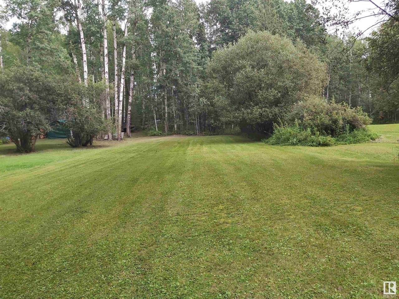 15 Poplar Avenue - Photo 1
