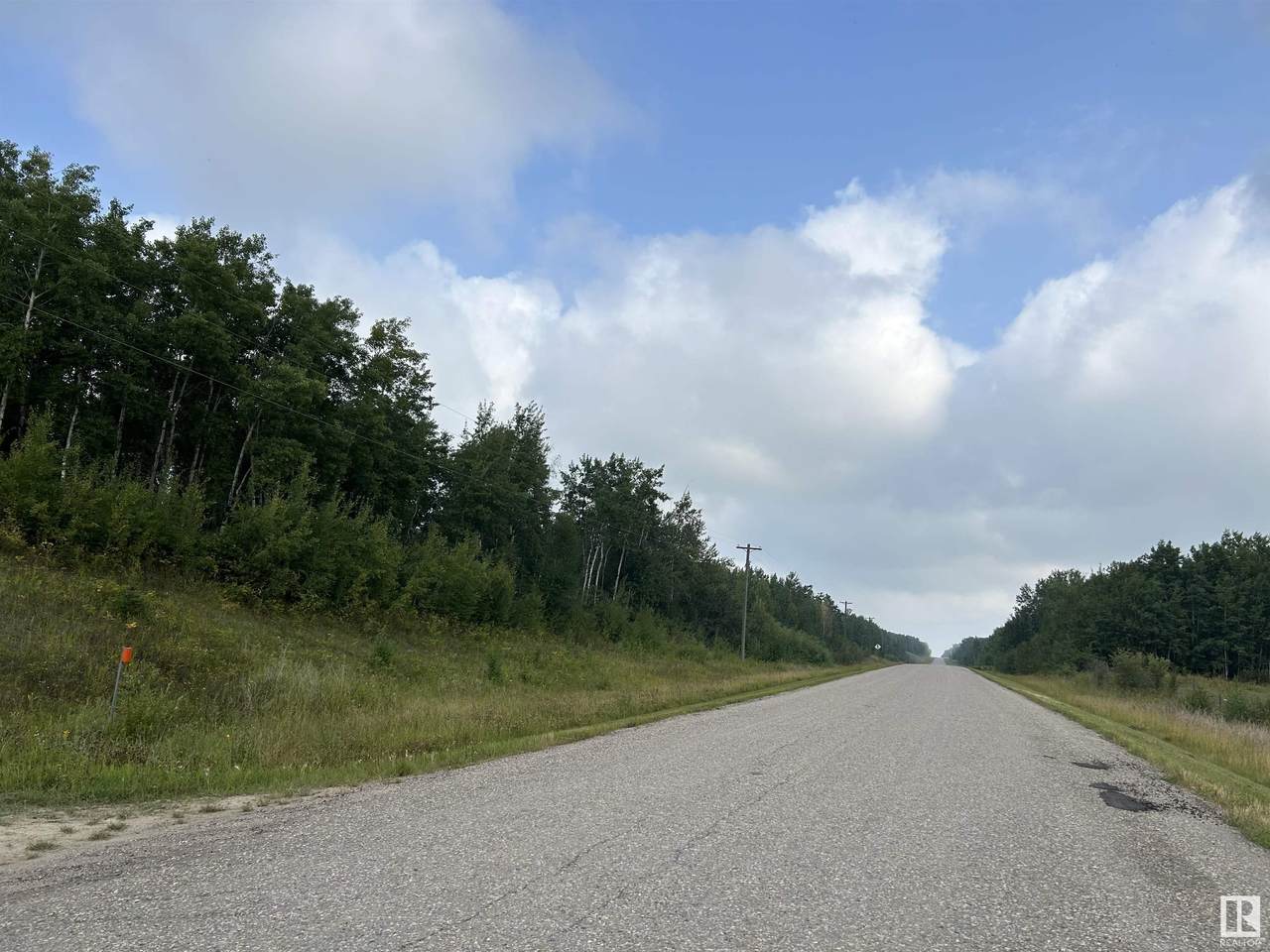 https://bt-photos.global.ssl.fastly.net/alberta/1280_boomver_1_E4410568-2.jpg