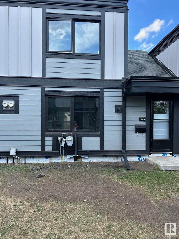 3307 116A Avenue - Photo 1