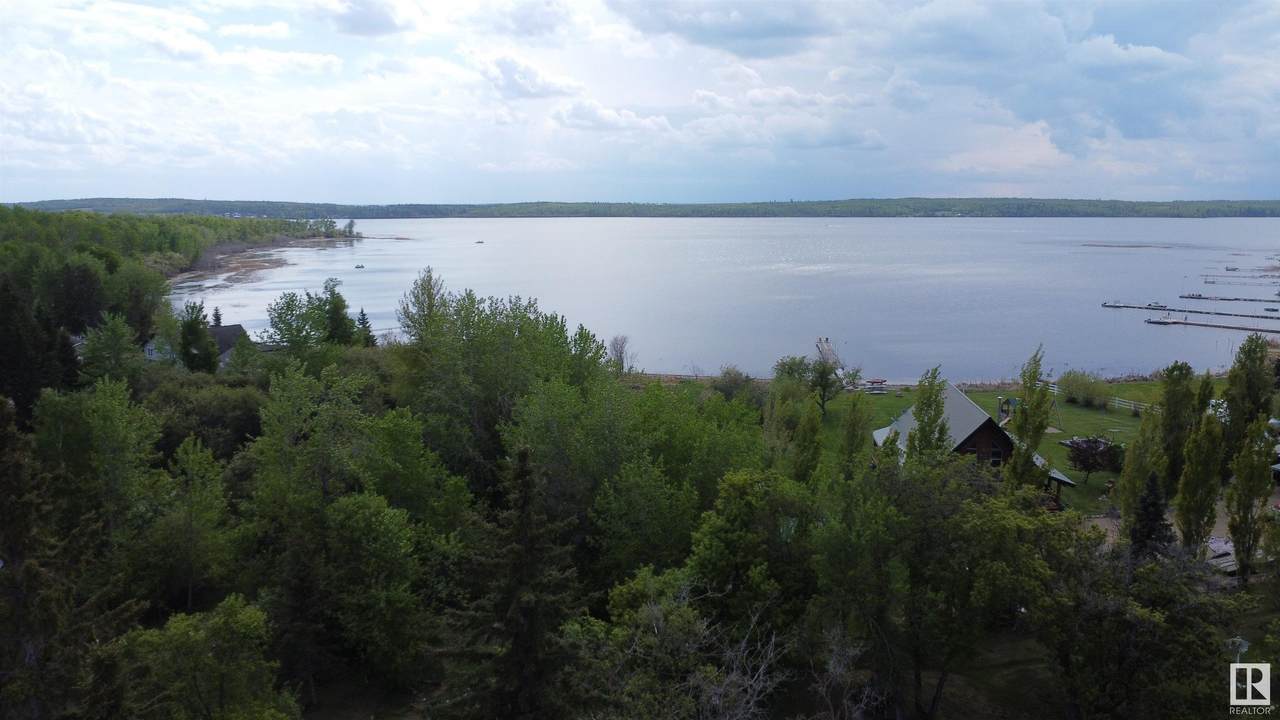 https://bt-photos.global.ssl.fastly.net/alberta/1280_boomver_1_E4437921-2.jpg