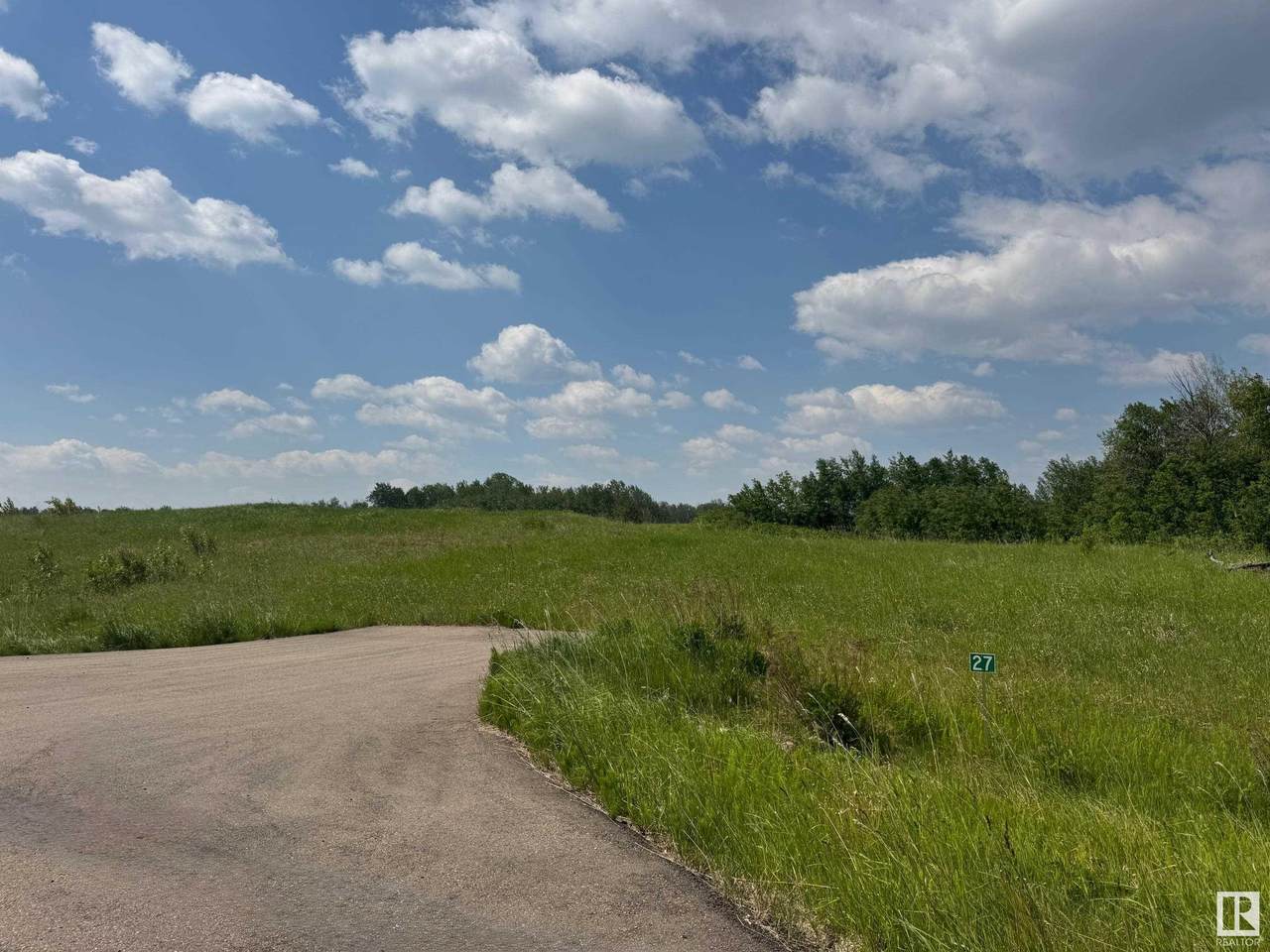 https://bt-photos.global.ssl.fastly.net/alberta/1280_boomver_1_E4441187-2.jpg
