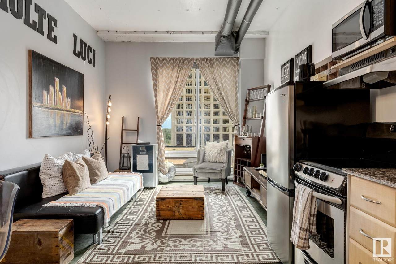 10024 Jasper Avenue - Photo 1