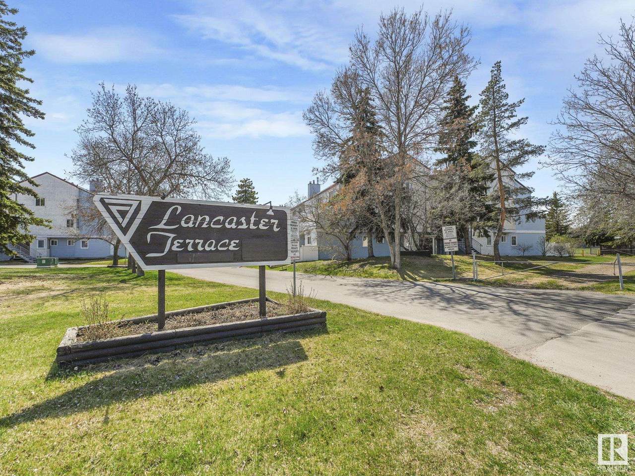 182 Lancaster Terrace - Photo 1