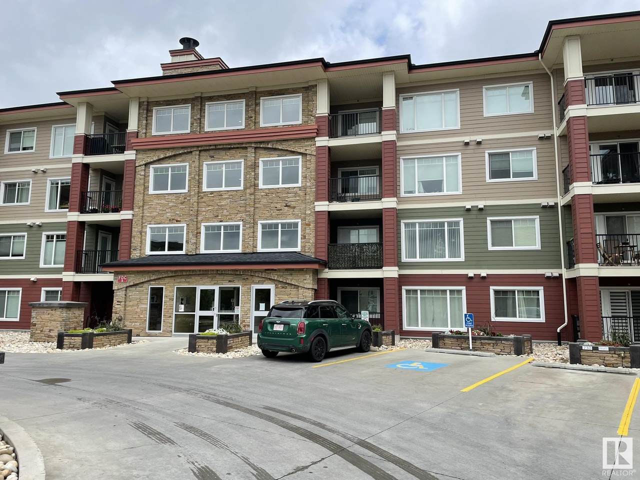 7021 South Terwillegar Drive - Photo 1