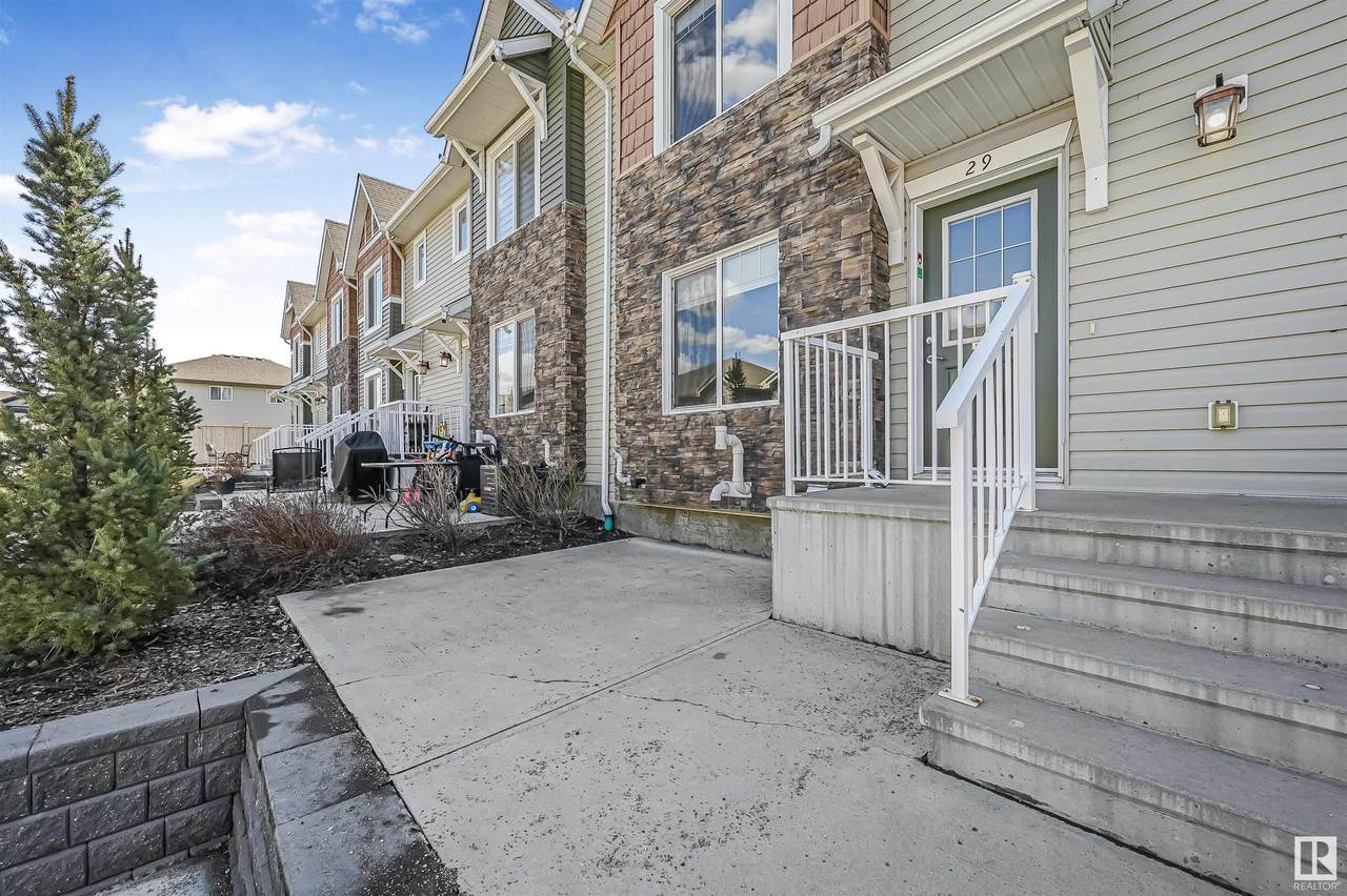2922 Maple Way - Photo 1