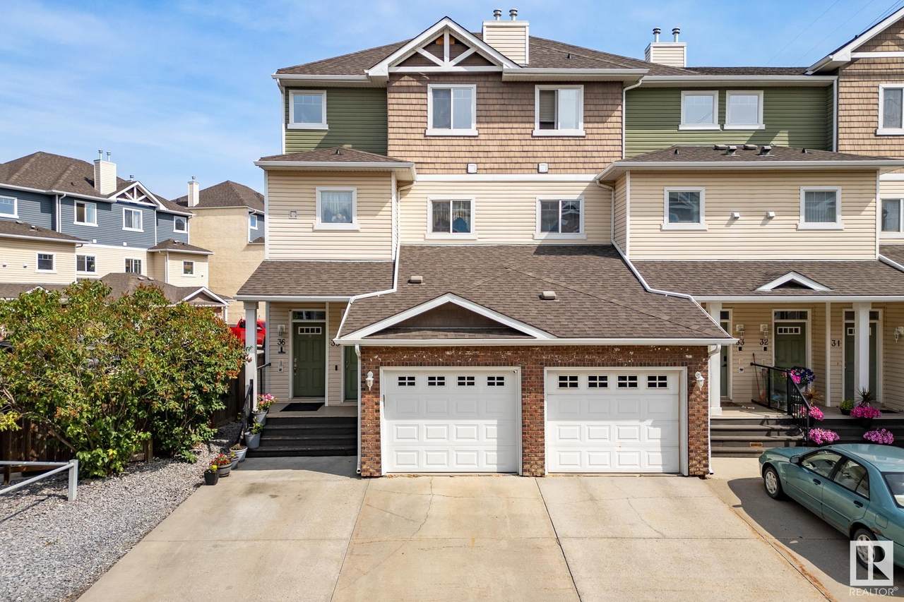 3010 33 Avenue - Photo 1
