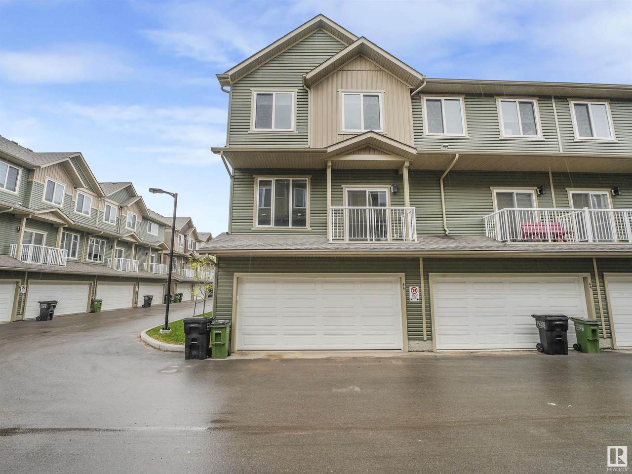 1051 Graydon Hill Boulevard - Photo 1