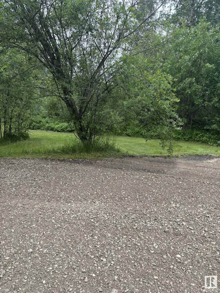 https://bt-photos.global.ssl.fastly.net/alberta/1280_boomver_1_E4443907-2.jpg