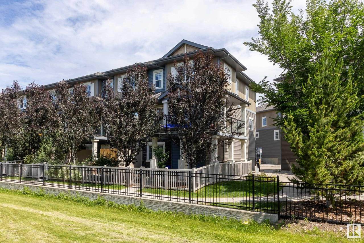 1030 Chappelle Boulevard - Photo 1