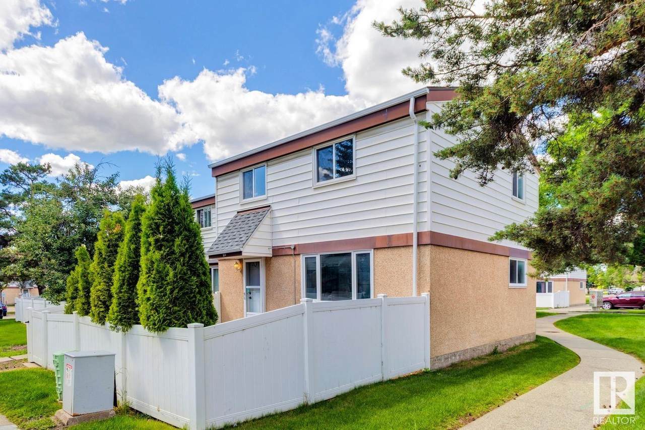 12D Twin Terrace - Photo 1