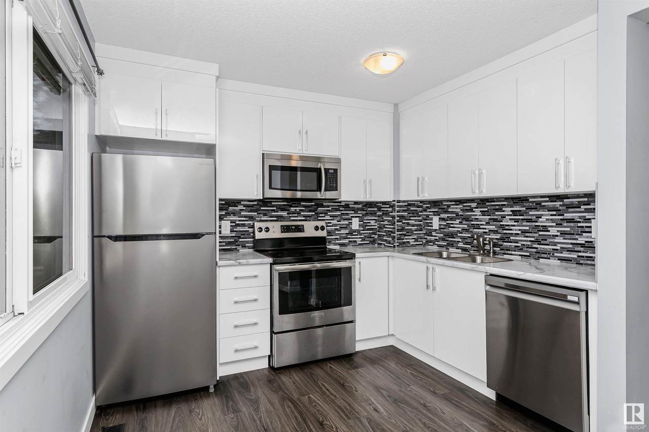 14658 54 Street - Photo 1