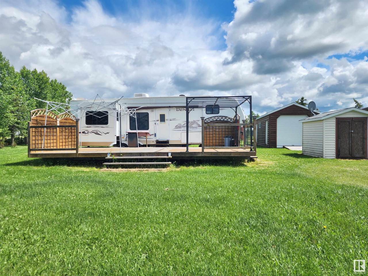 https://bt-photos.global.ssl.fastly.net/alberta/1280_boomver_1_E4446370-2.jpg