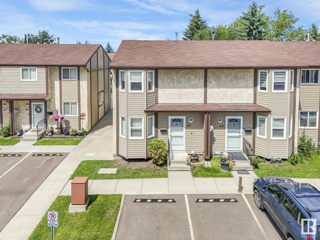 10453 20 Avenue - Photo 1