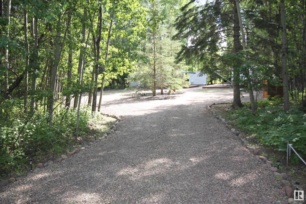 https://bt-photos.global.ssl.fastly.net/alberta/1280_boomver_1_E4446623-2.jpg