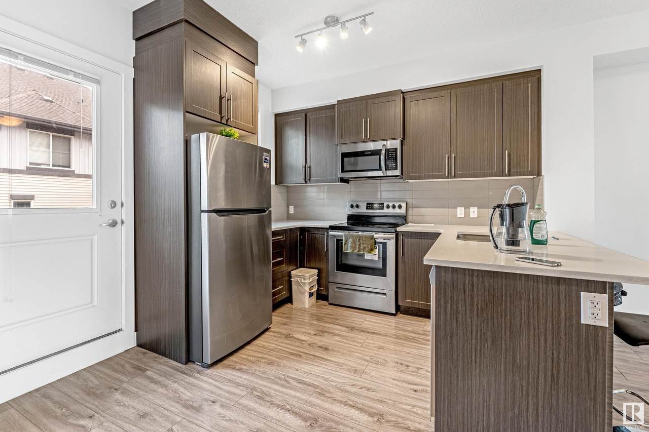 655 Watt Boulevard - Photo 1