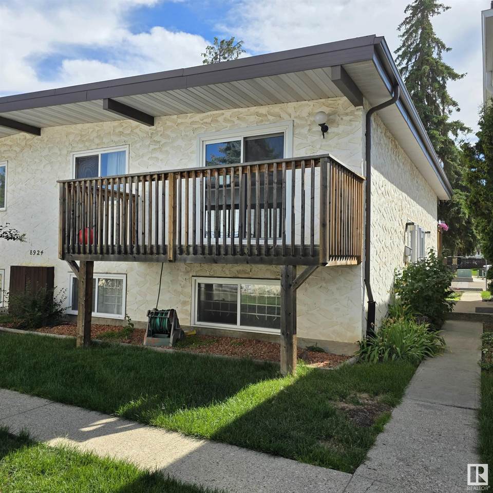 8924B 144 Avenue - Photo 1