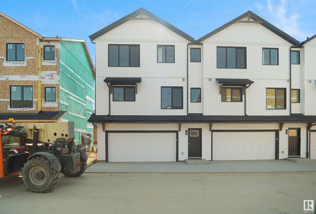 525 Secord Boulevard - Photo 1