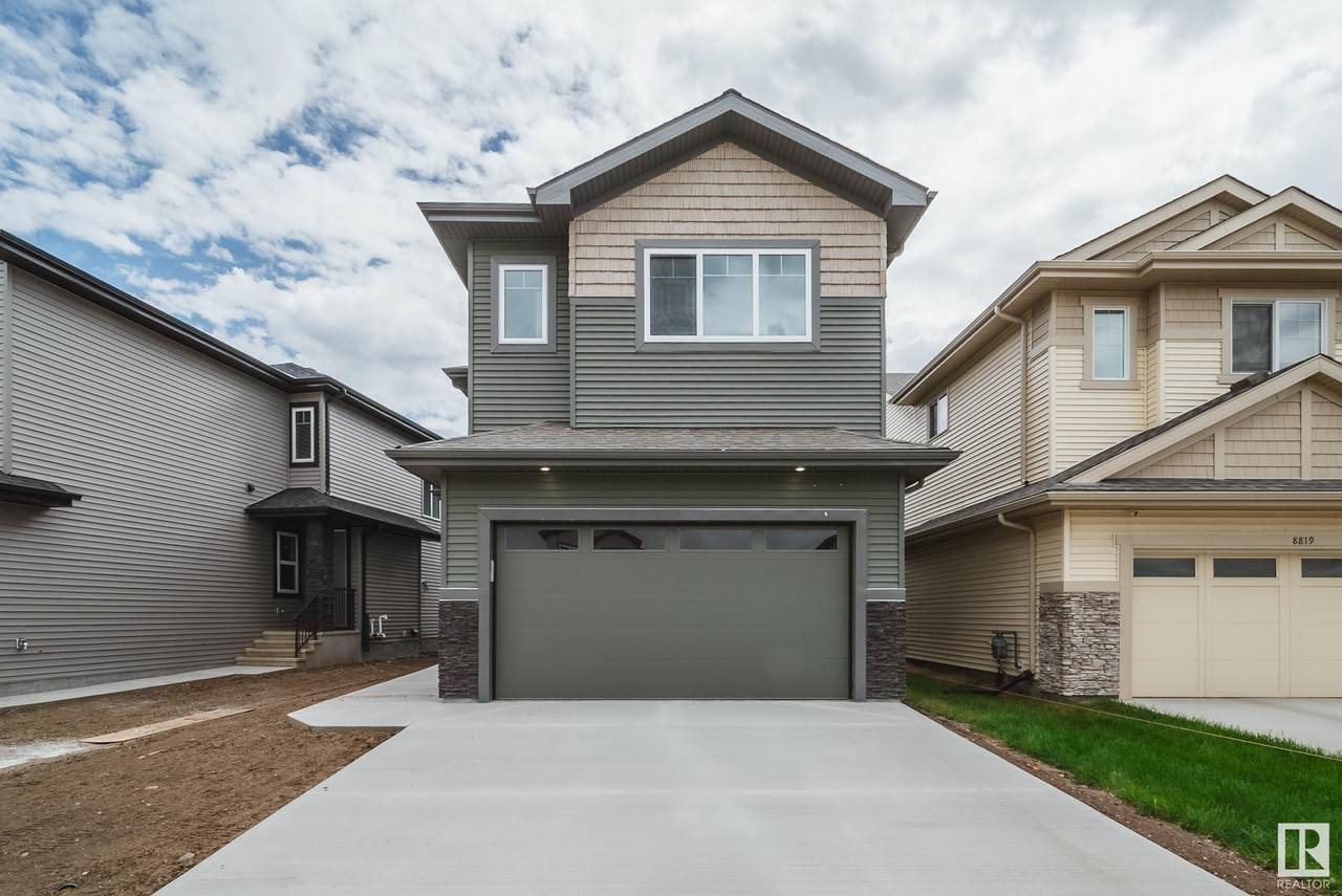 8815 183 Avenue - Photo 1