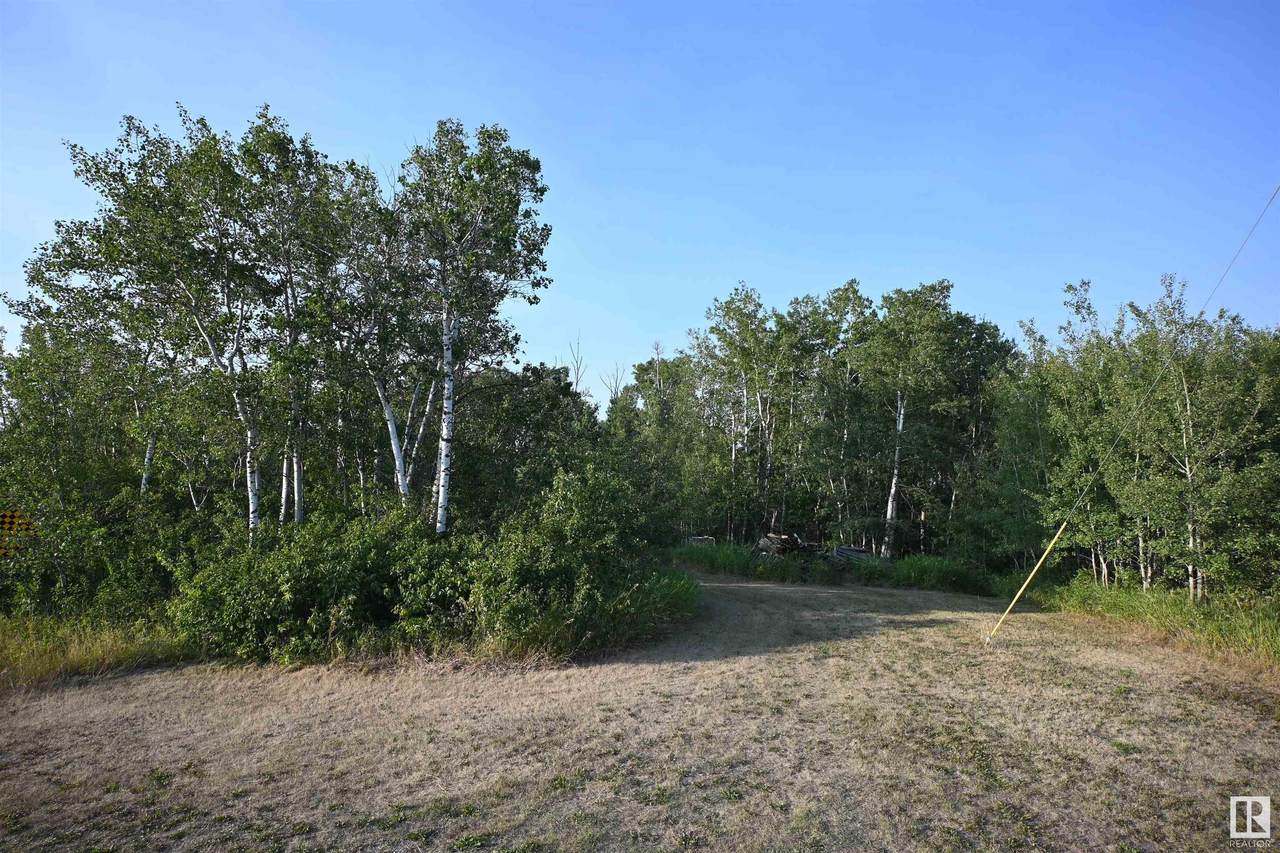 https://bt-photos.global.ssl.fastly.net/alberta/1280_boomver_1_E4447935-2.jpg