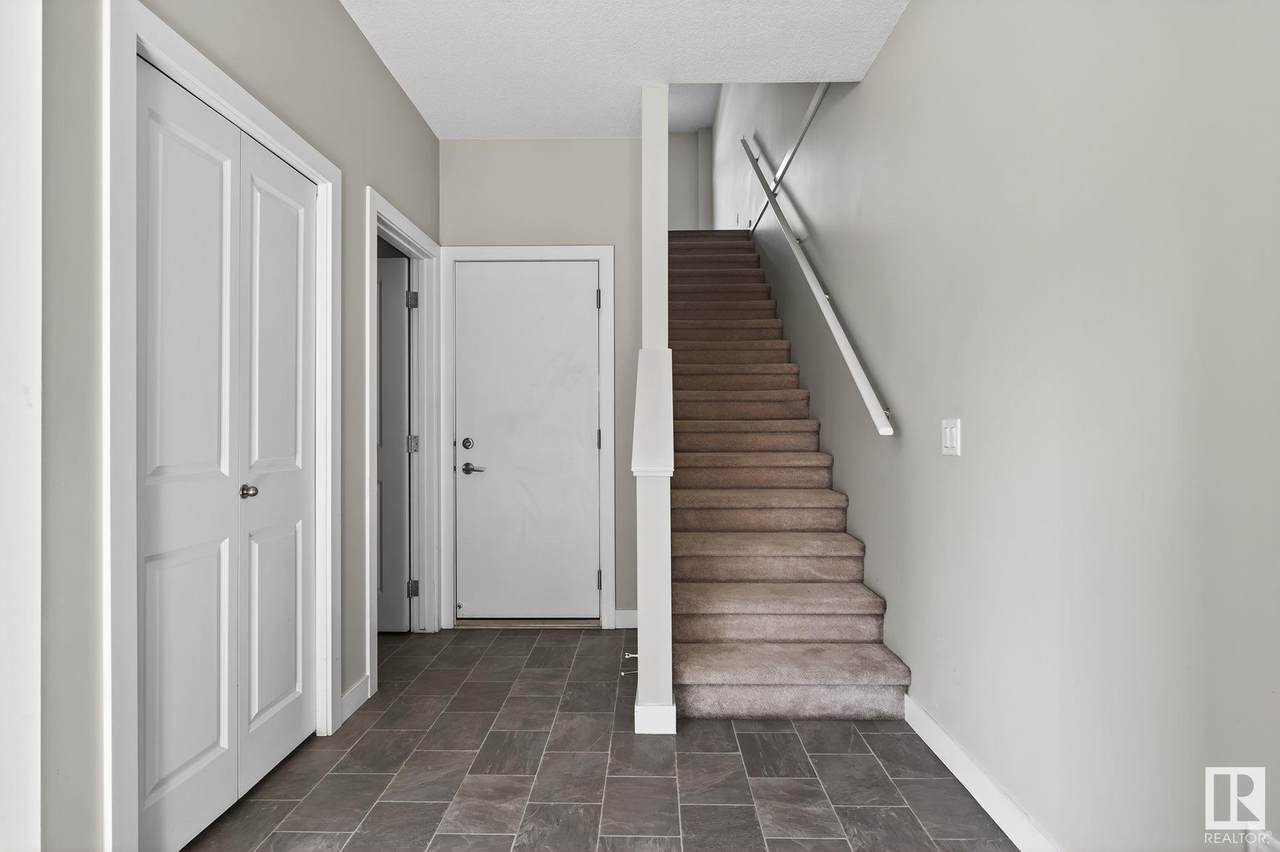 https://bt-photos.global.ssl.fastly.net/alberta/1280_boomver_1_E4448143-2.jpg