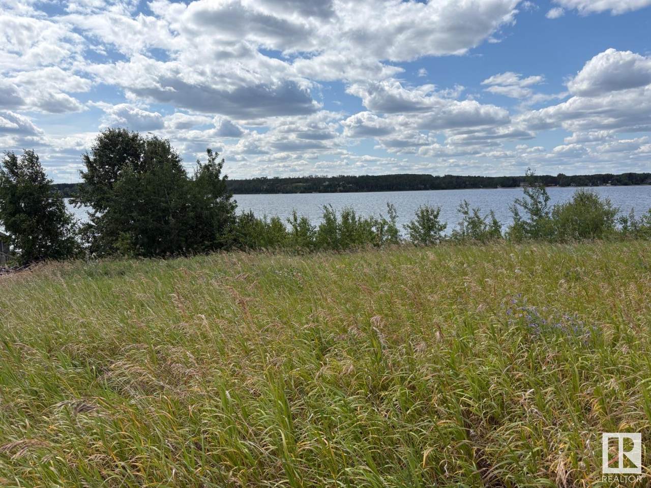 https://bt-photos.global.ssl.fastly.net/alberta/1280_boomver_1_E4448245-2.jpg