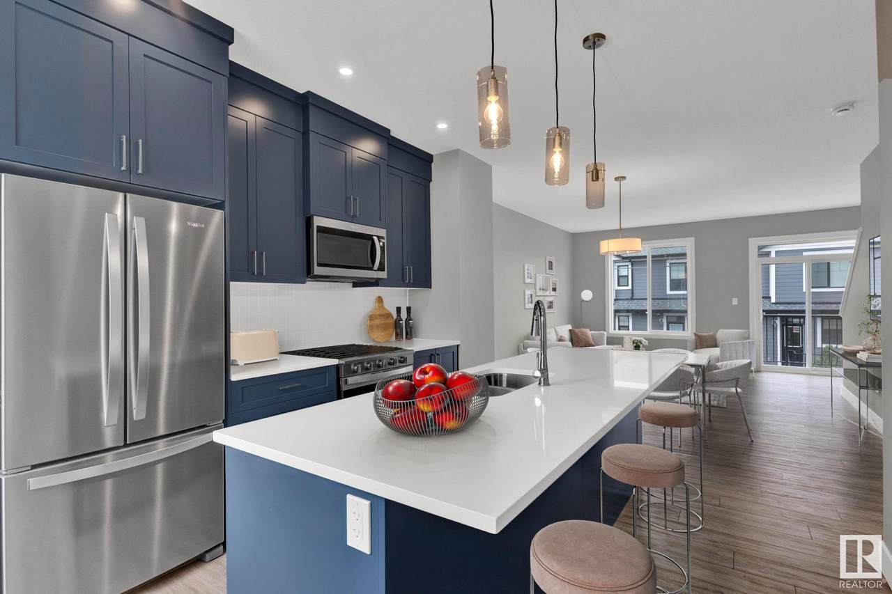 6905 25 Avenue - Photo 1