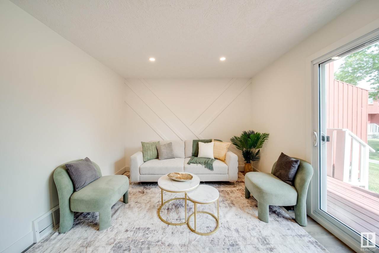 10630 Beaumaris Road - Photo 1