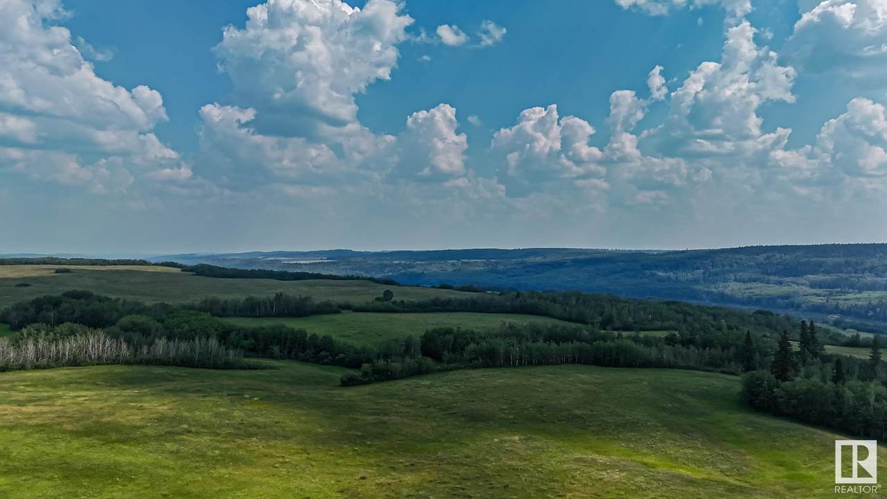 https://bt-photos.global.ssl.fastly.net/alberta/orig_boomver_1_E4448739-2.jpg
