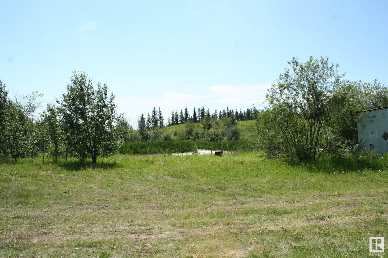 21252 Twp Road 540 - Photo 1