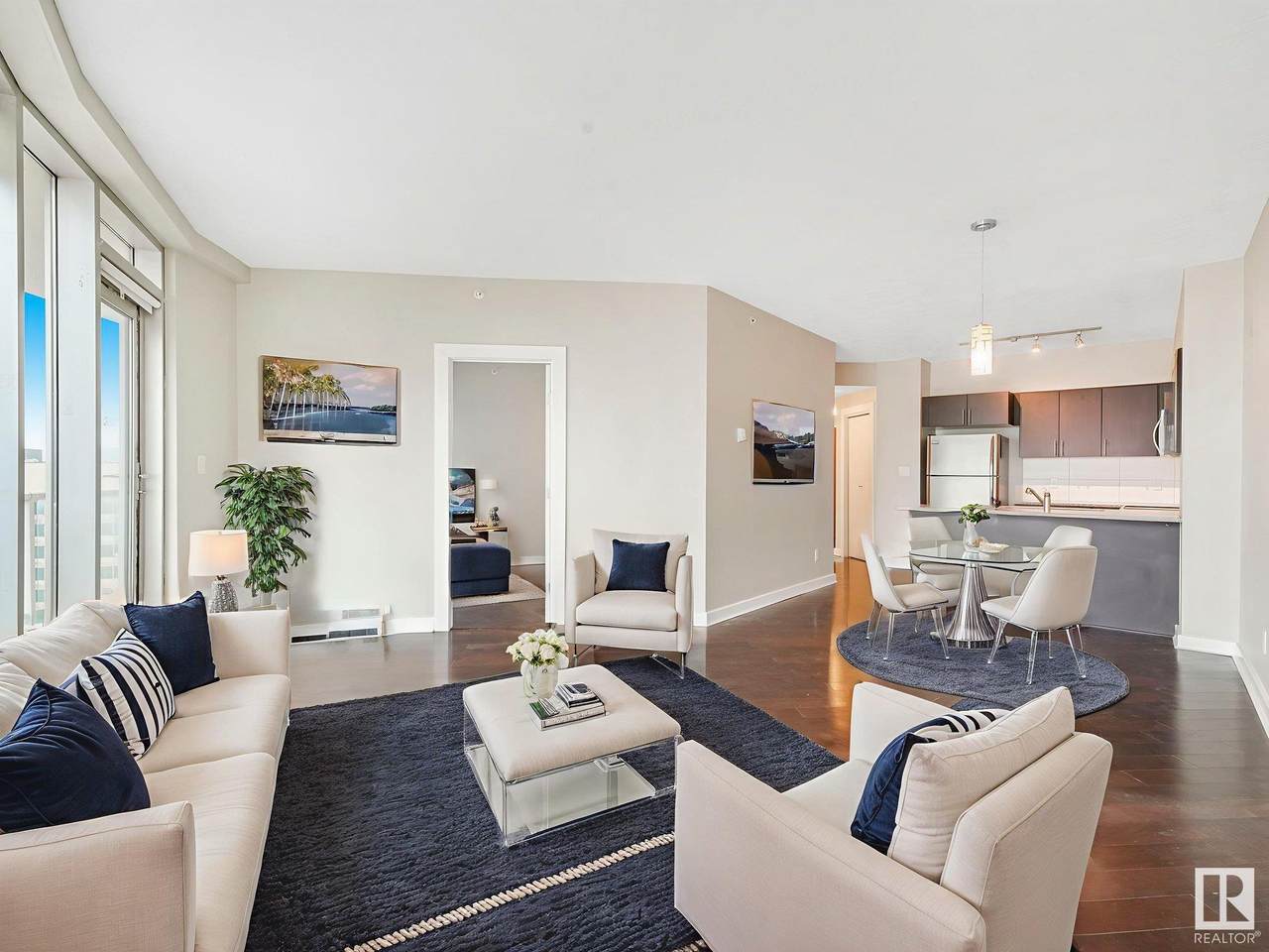 10152 104 Street - Photo 1