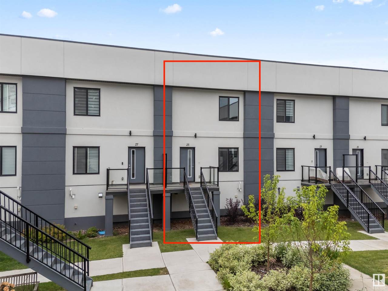10 Salisbury Way - Photo 1