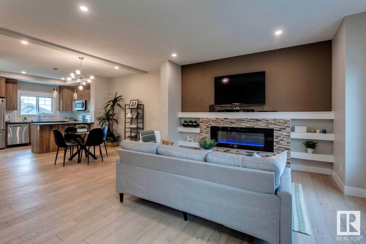 230 Edgemont - Photo 1