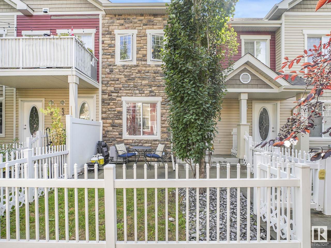460 Hemingway Road - Photo 1