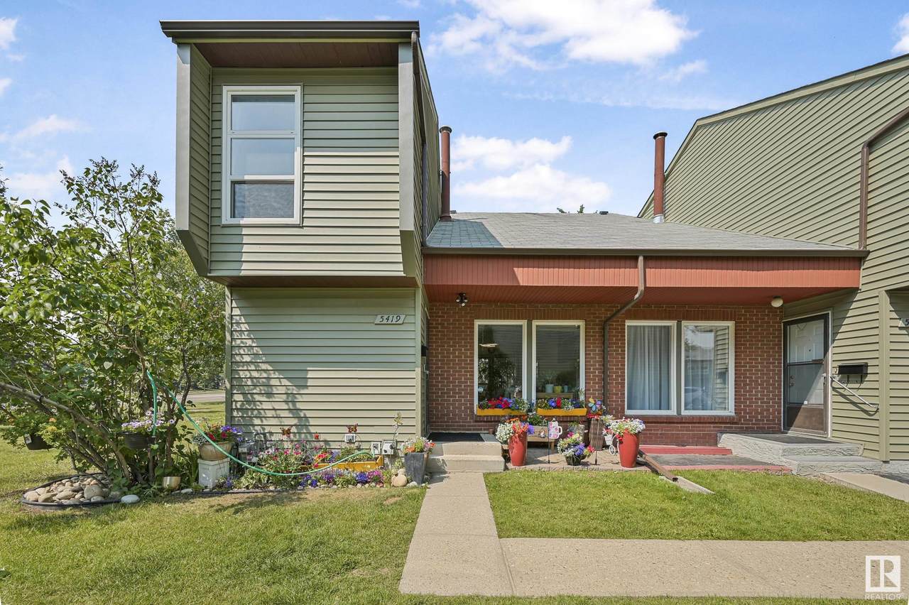 5419 Hill View Crescent - Photo 1