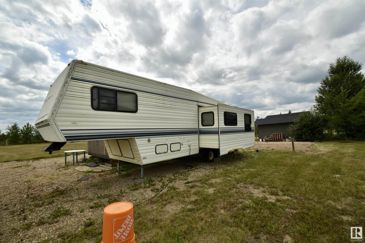 https://bt-photos.global.ssl.fastly.net/alberta/1280_boomver_1_E4449671-2.jpg