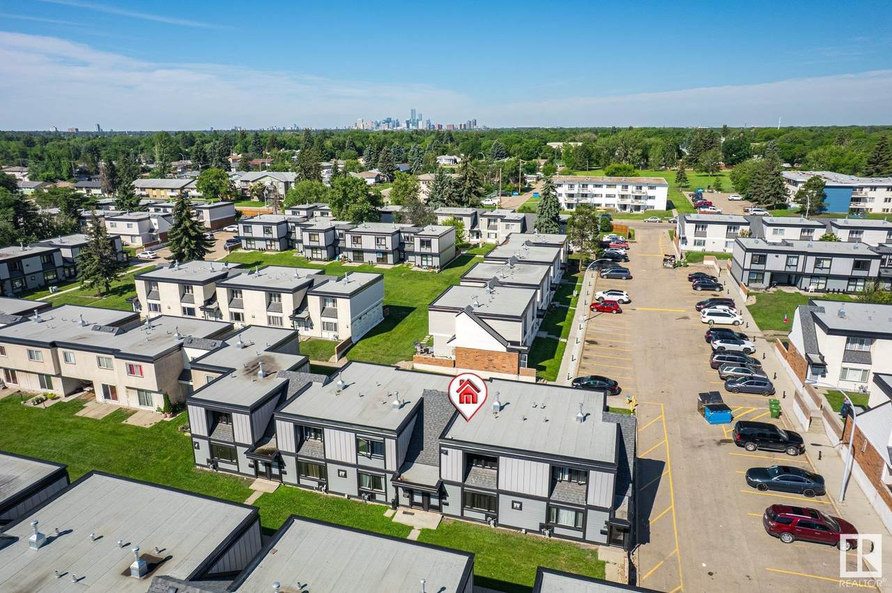 3308 113 Avenue - Photo 1