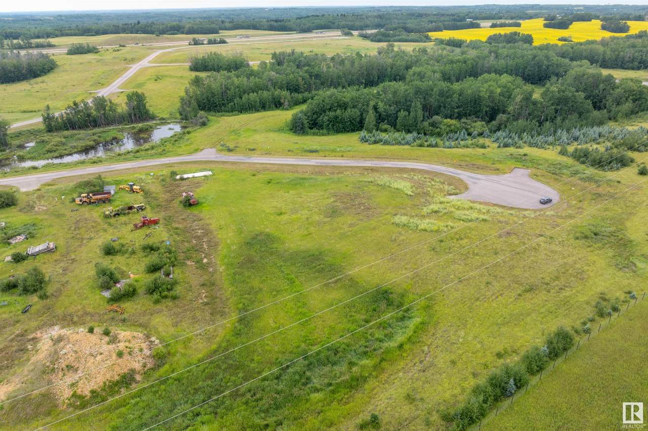https://bt-photos.global.ssl.fastly.net/alberta/1280_boomver_1_E4449927-2.jpg