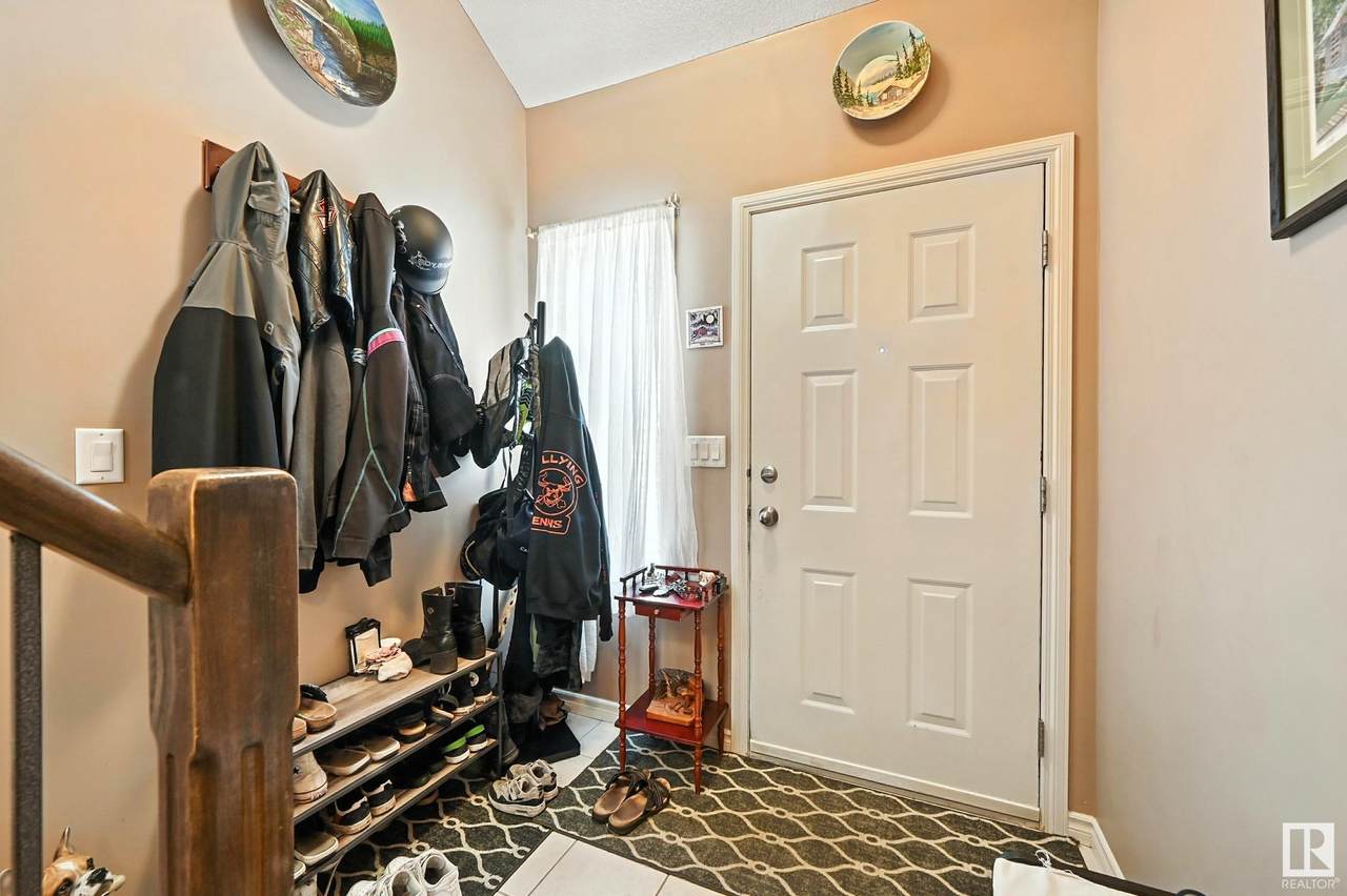 https://bt-photos.global.ssl.fastly.net/alberta/1280_boomver_1_E4449985-2.jpg