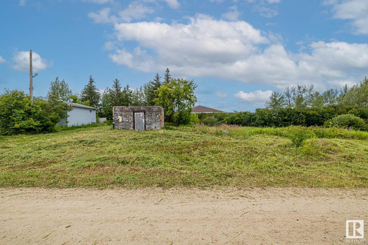 https://bt-photos.global.ssl.fastly.net/alberta/1280_boomver_1_E4450027-2.jpg