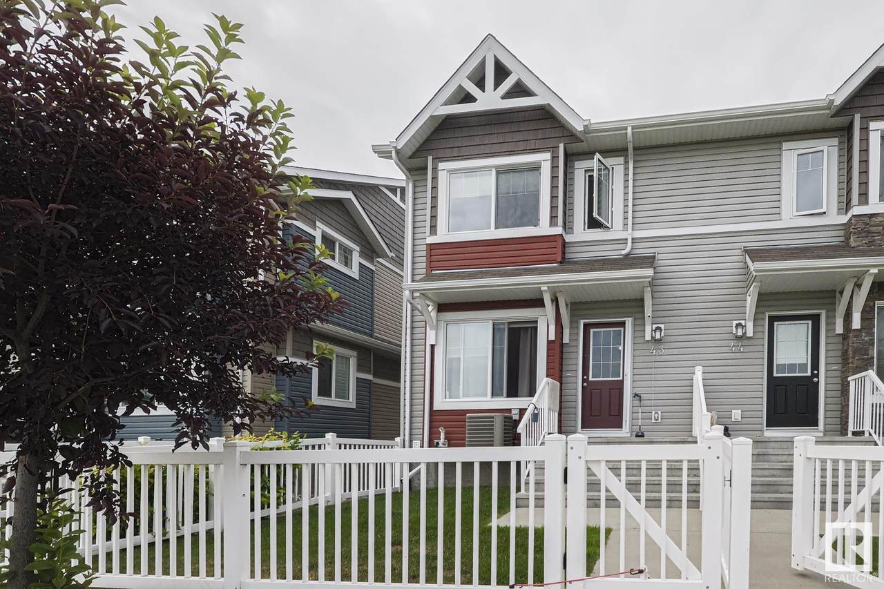 14621 121 Street - Photo 1