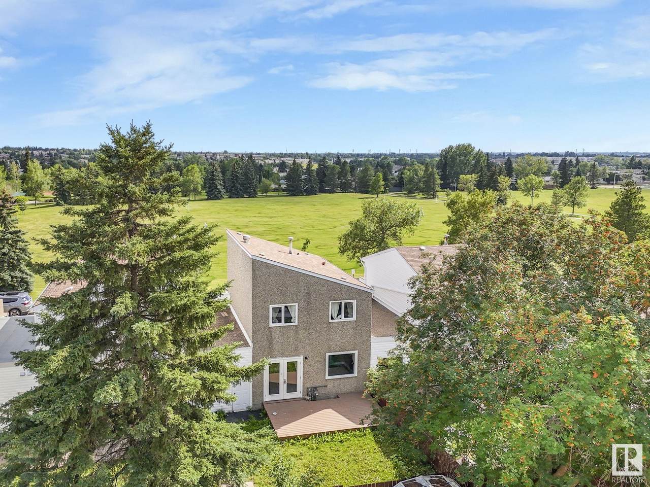 1170 Millbourne - Photo 1