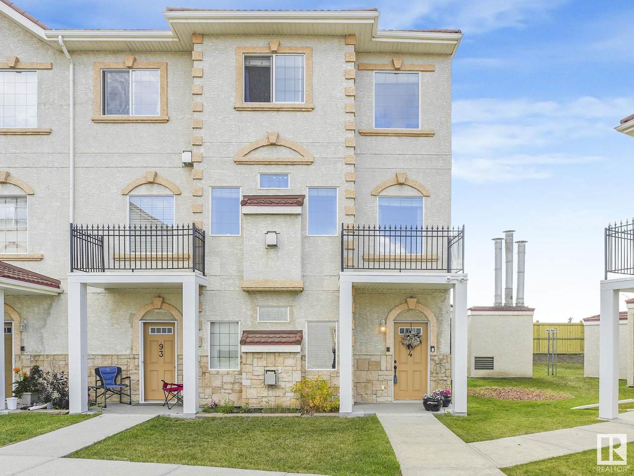 13825 155 Avenue - Photo 1